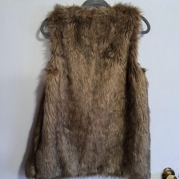 Faux fur vest Forever 21 brown size Small - Picture 2 of 3